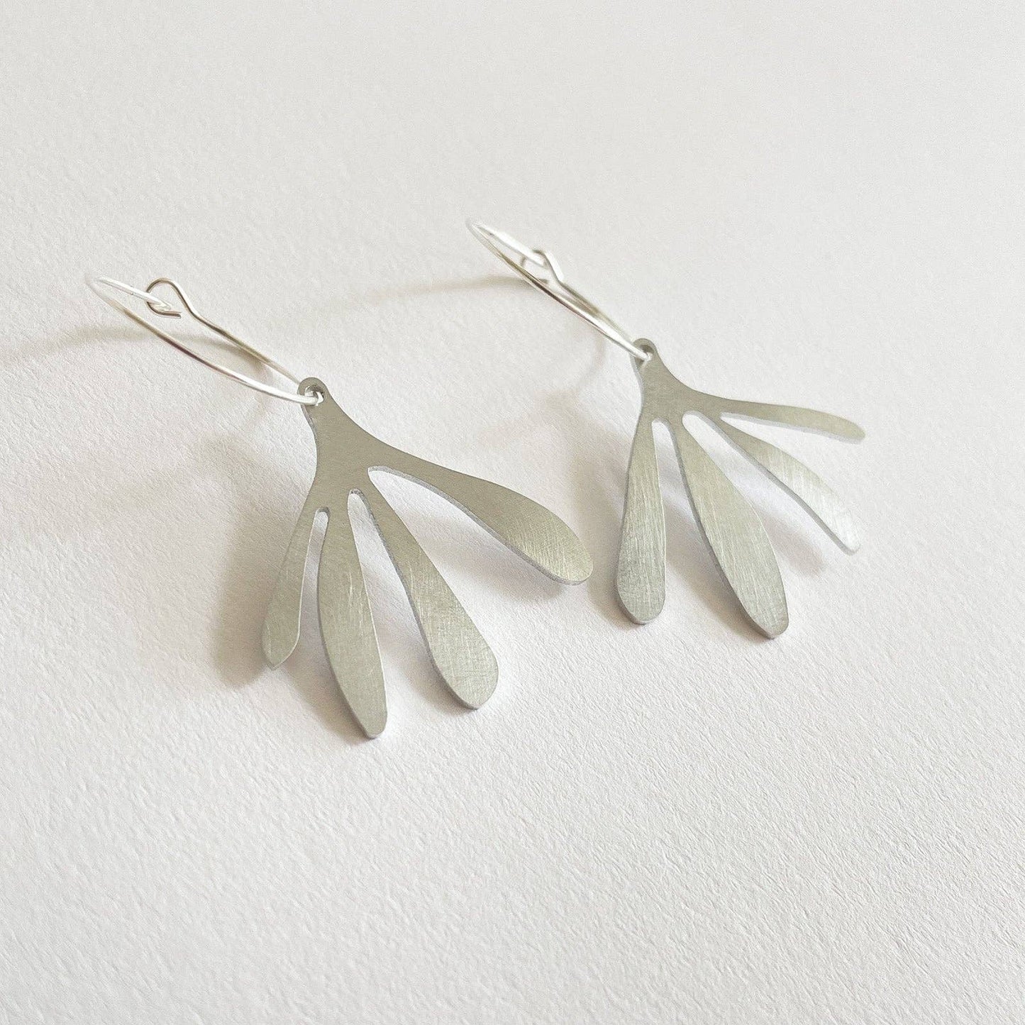 Silver Aluminium Arame Earrings