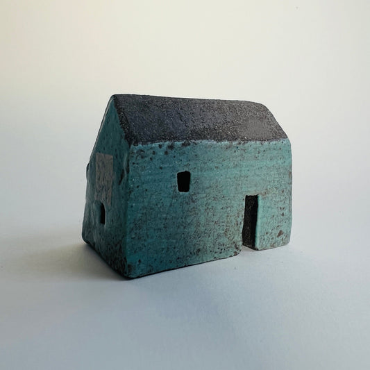 Large Croft House - Teal II